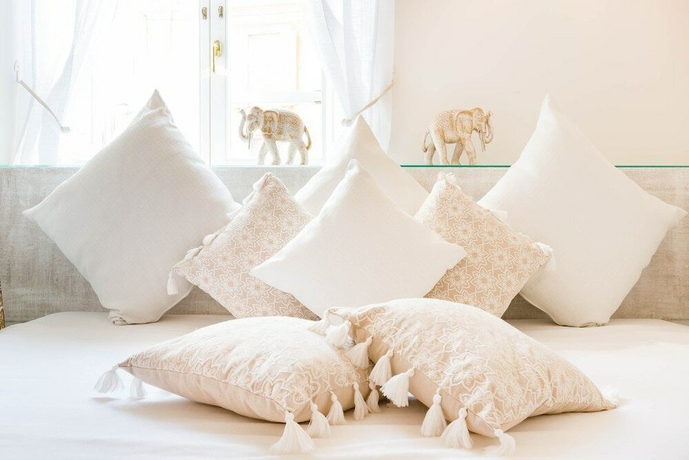 Фото Pantheon Luxury Gold Apartment