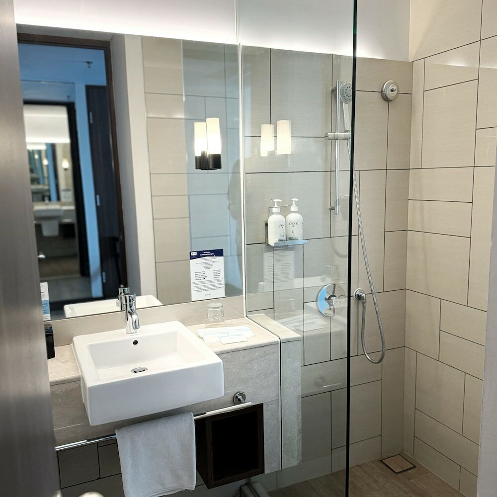 Фото Holiday Inn Express Jakarta Pluit Citygate, an Ihg Hotel