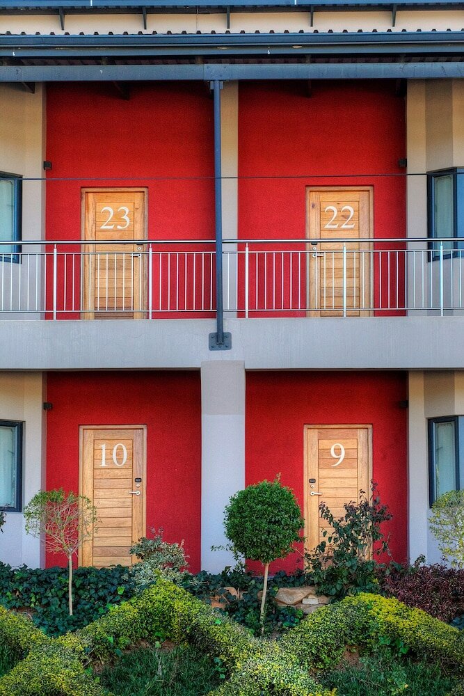 Фото Hotel Savoy and Conference Centre