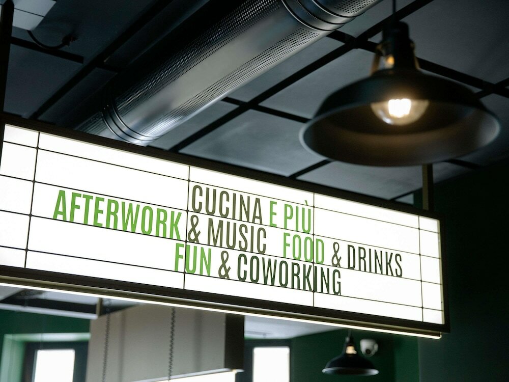 Фото  Mercure Rome Corso Trieste