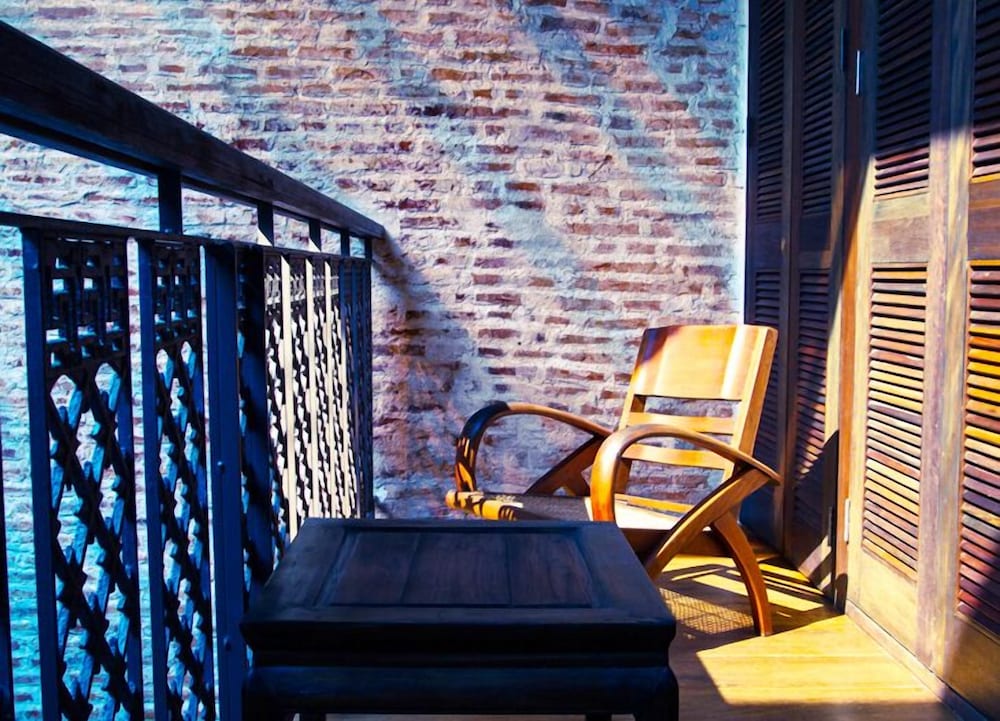 Фото You Le Yuen