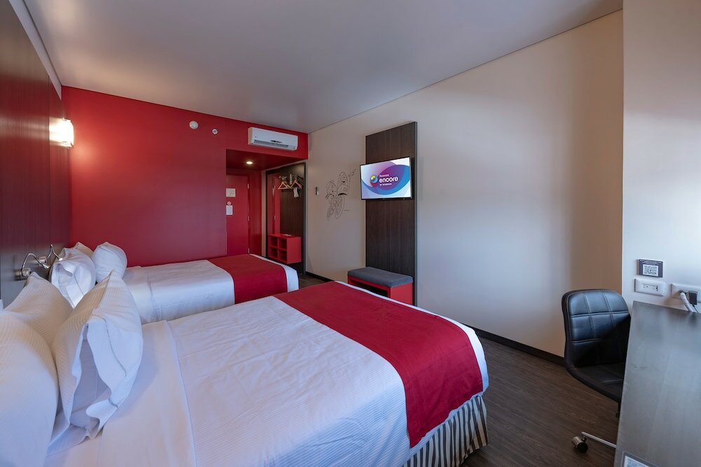 Фото Ramada Encore by Wyndham Queretaro