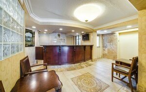 Гостиница Monte Carlo Inn Toronto West Suites