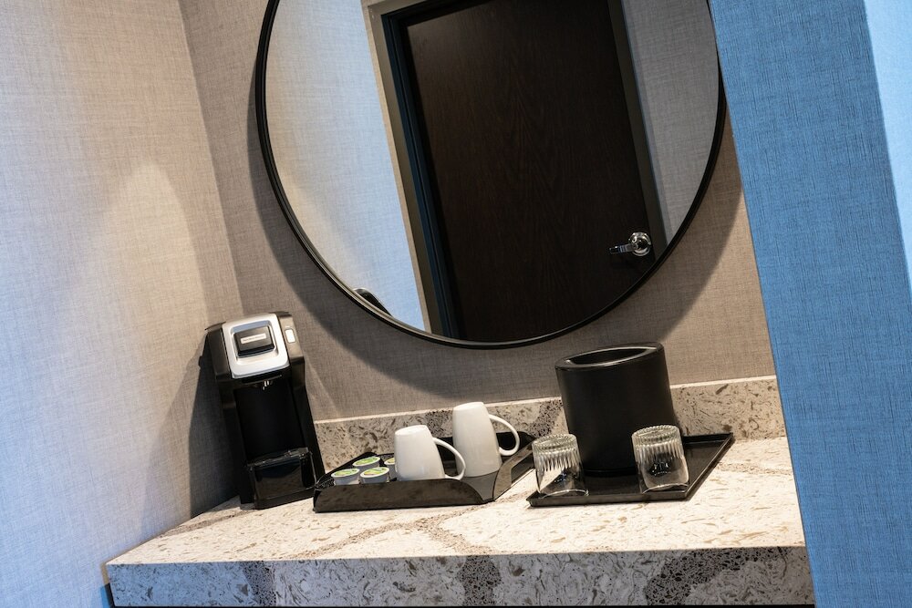 Фото Renaissance Oklahoma City Downtown Bricktown Hotel