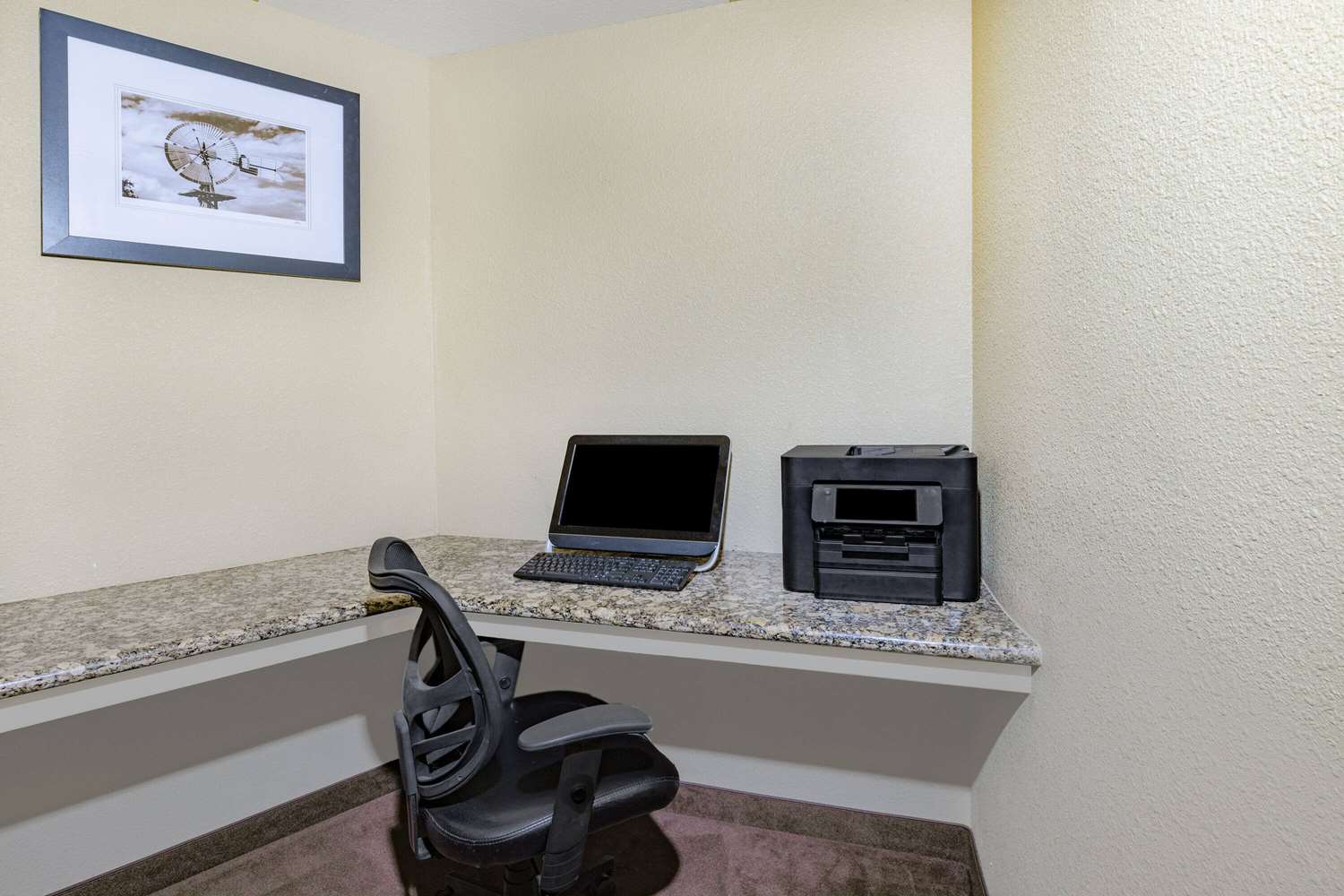 Фото Baymont by Wyndham Cuero