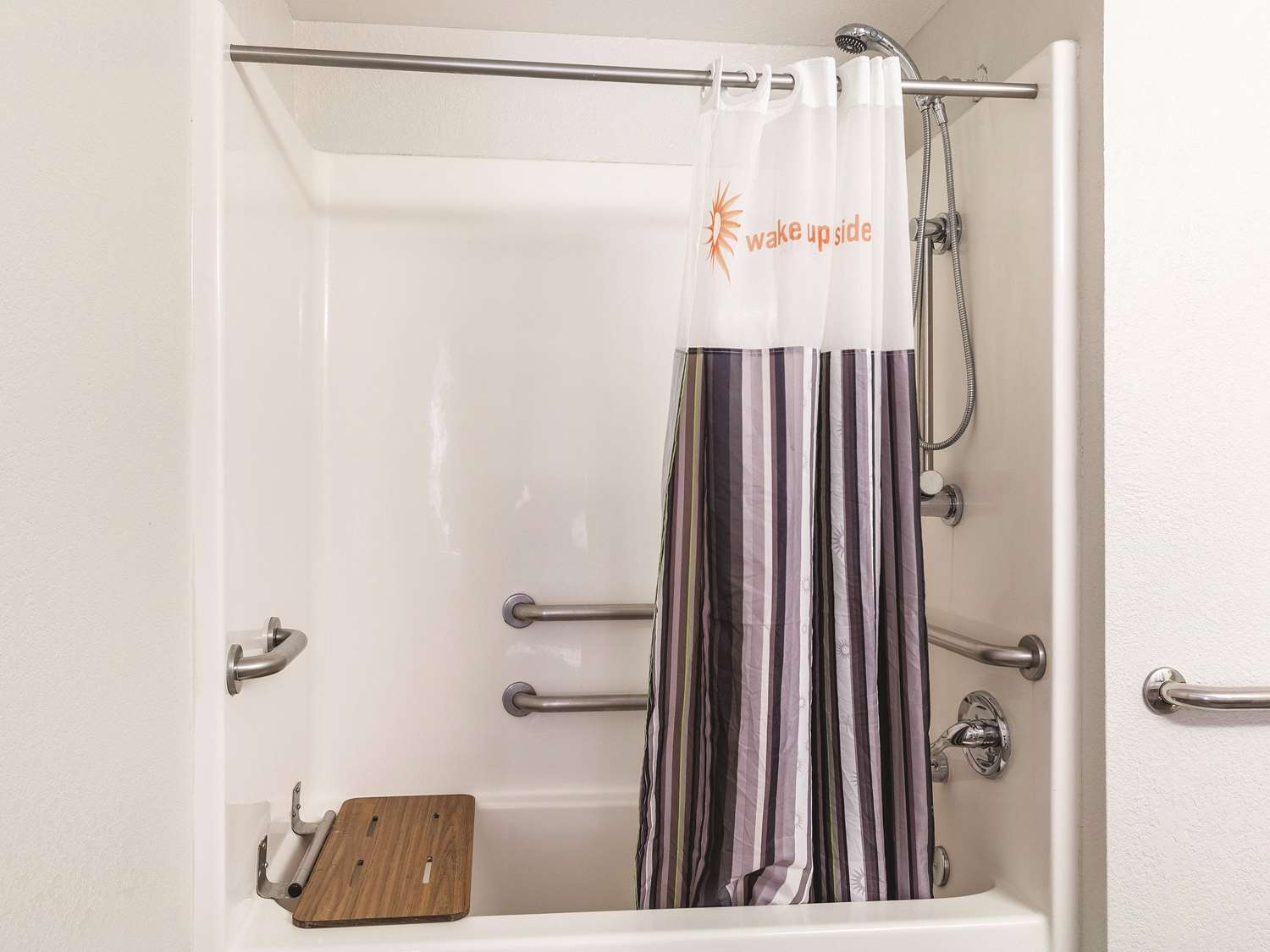 Фото La Quinta Inn & Suites by Wyndham San Antonio Downtown