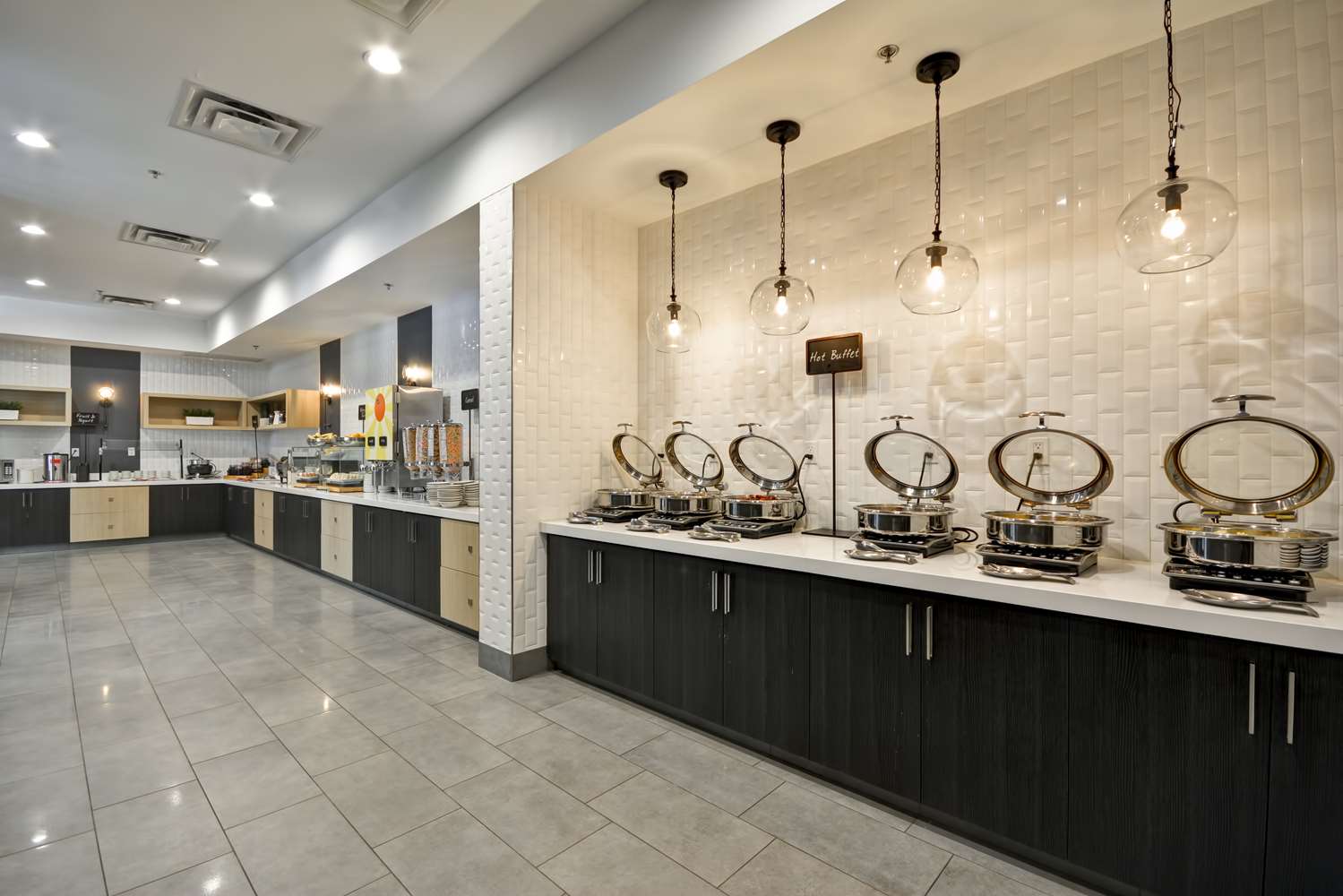 Фото Embassy Suites Hotel Charlotte