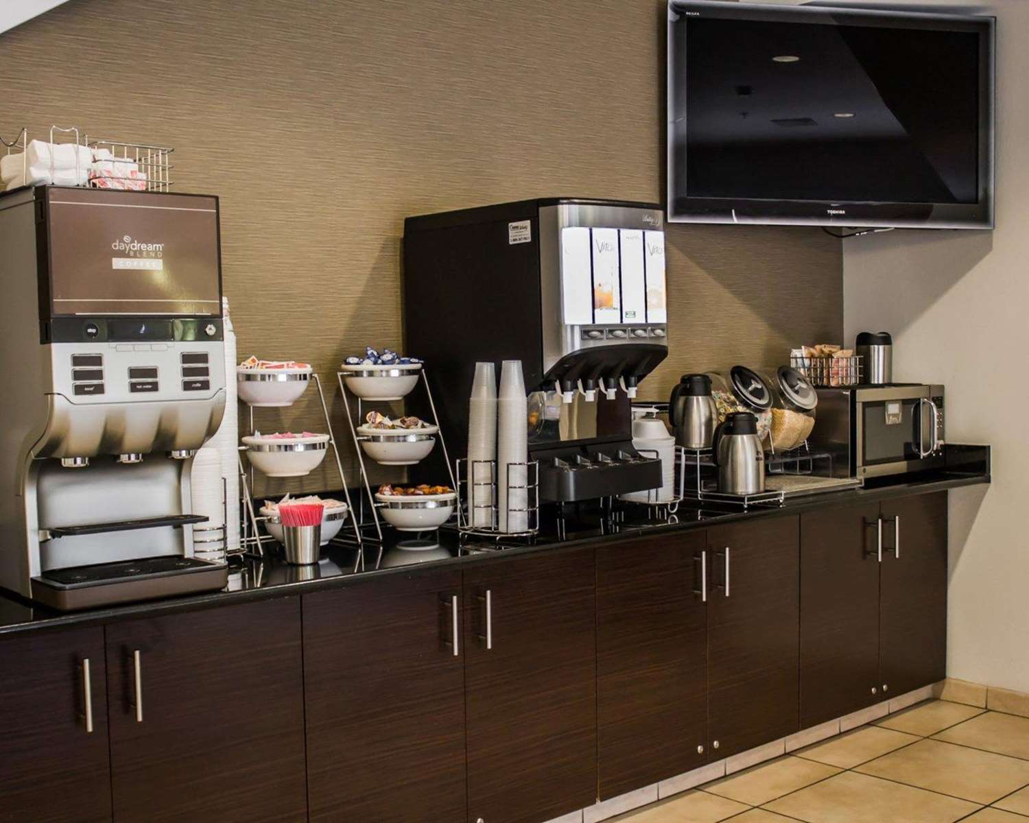 Фото Sleep Inn & Suites