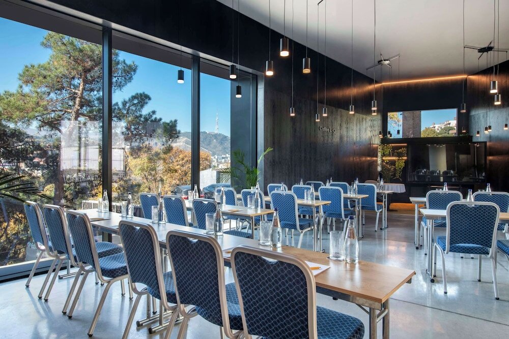 Фото Hotel Golden Tulip Design Tbilisi