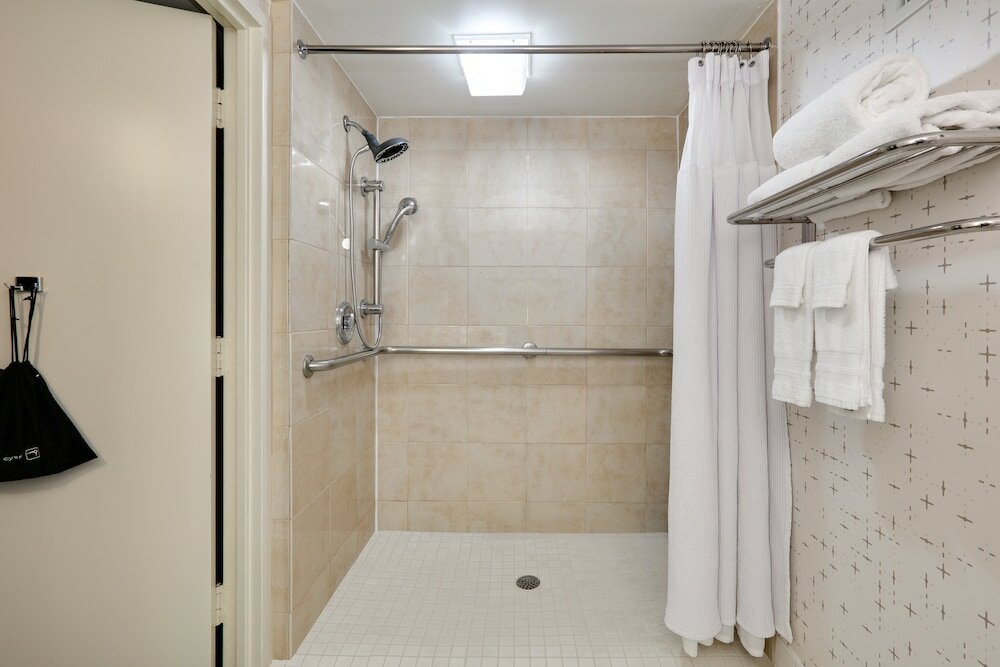 Фото Crowne Plaza Dallas Downtown