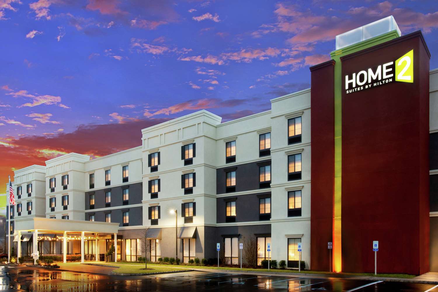 Фото Home2 Suites by Hilton Long Island Brookhaven