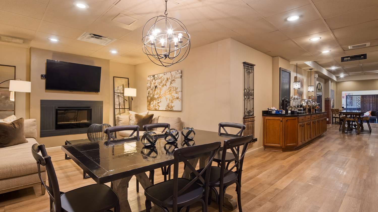 Фото Seville Plaza Hotel, Trademark Collection by Wyndham