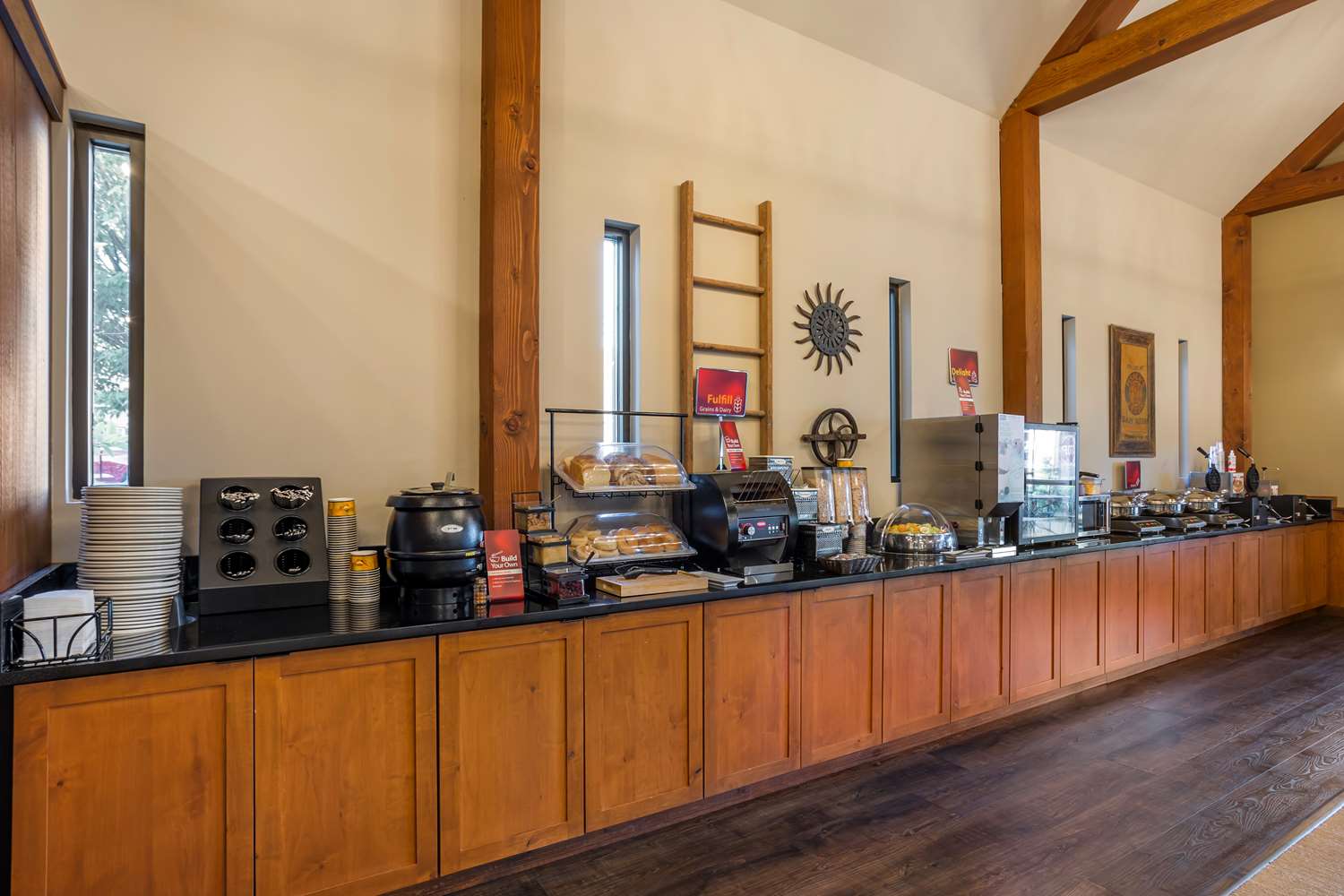 Фото Best Western Plus Intercourse Village Inn & Suites