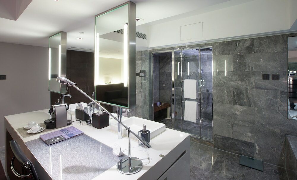 Фото The Mira Hong Kong Hotel