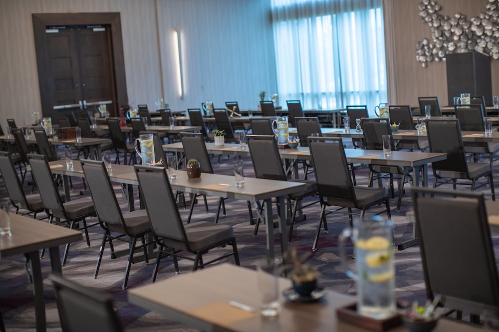 Фото Renaissance Columbus Westerville-Polaris Hotel