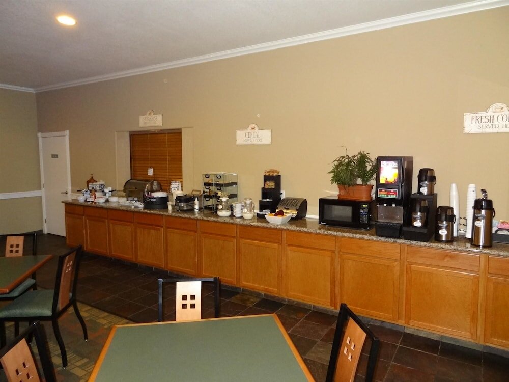 Фото Best Western Hebbronville Inn