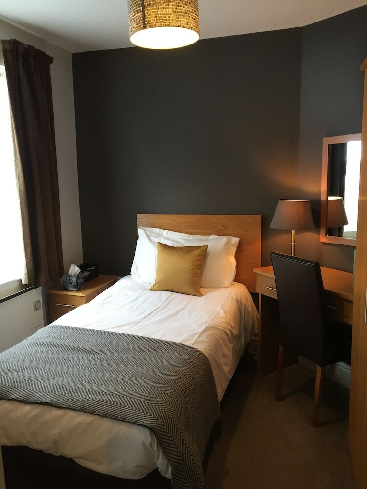 Фото North Hill Hotel