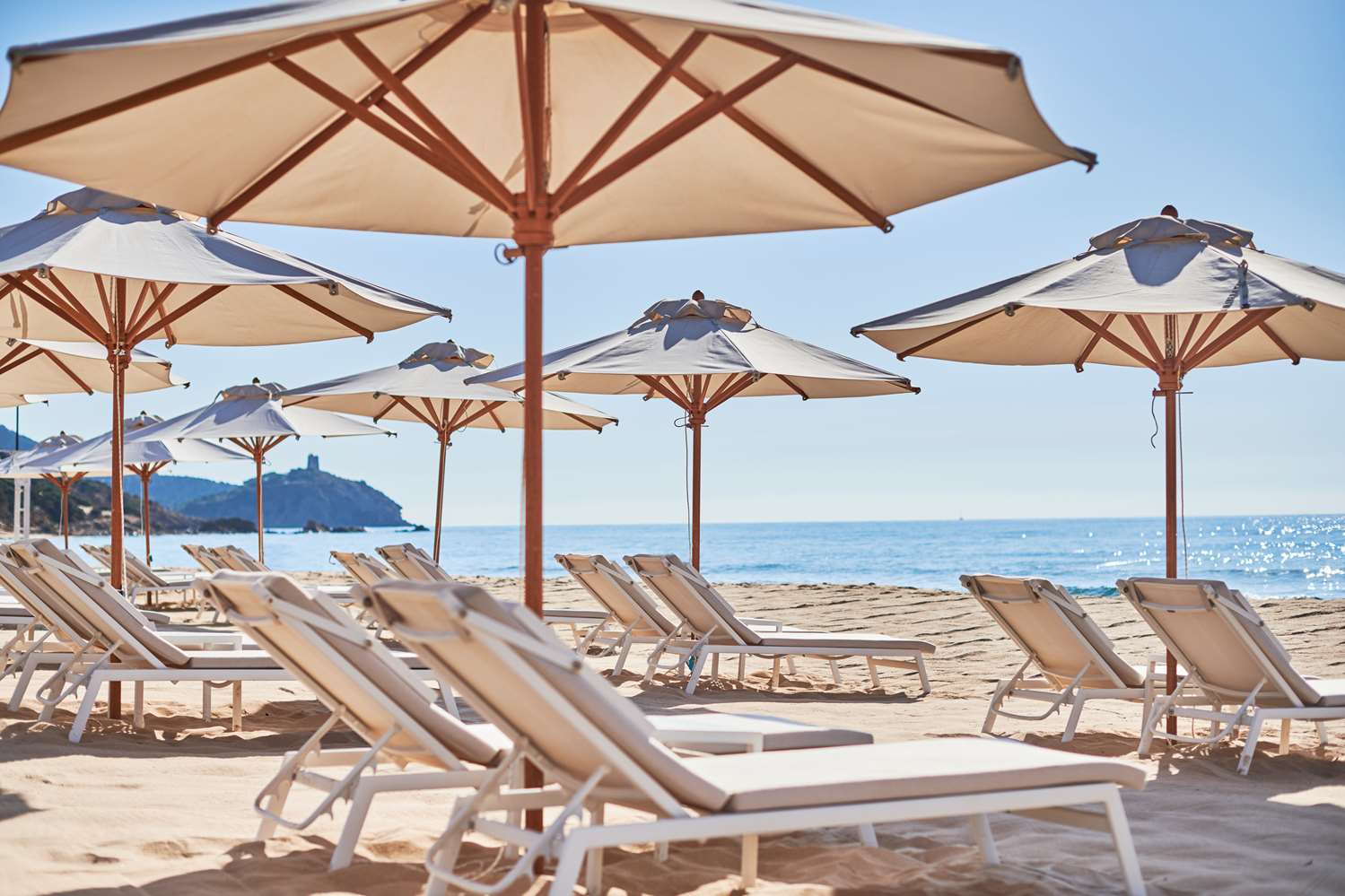 Фото Conrad Chia Laguna Sardinia