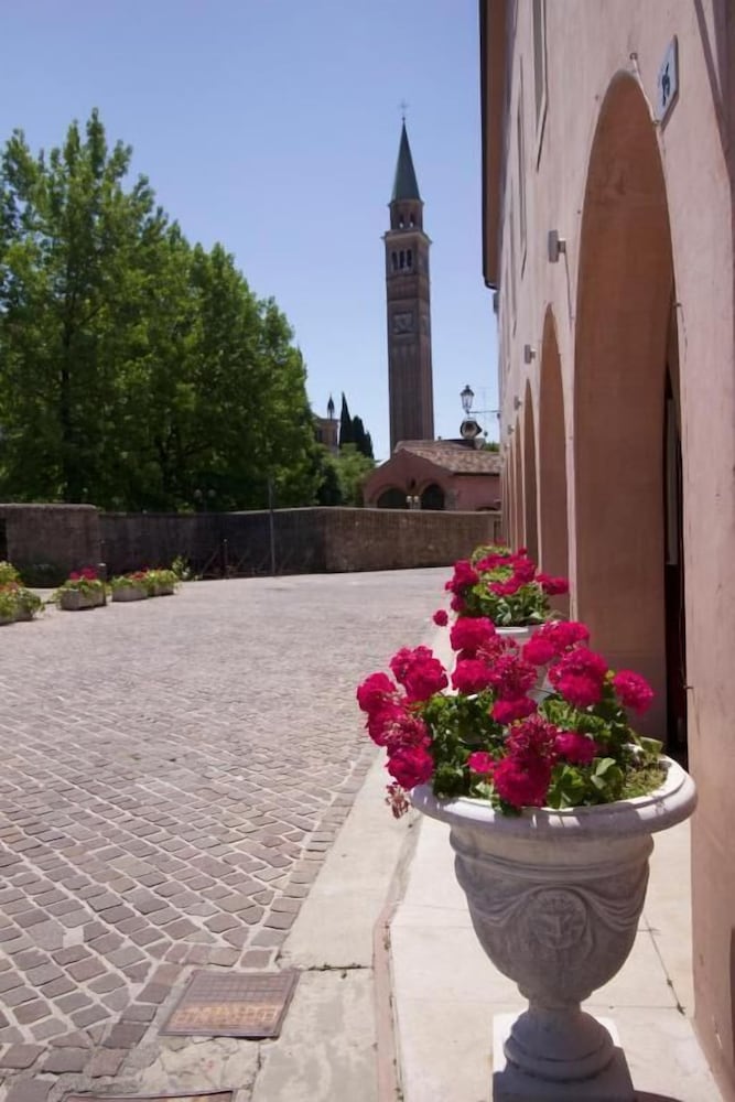 Фото Hotel Contà