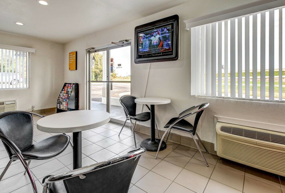 Фото Motel 6 Waco, Tx - Lacy Lakeview