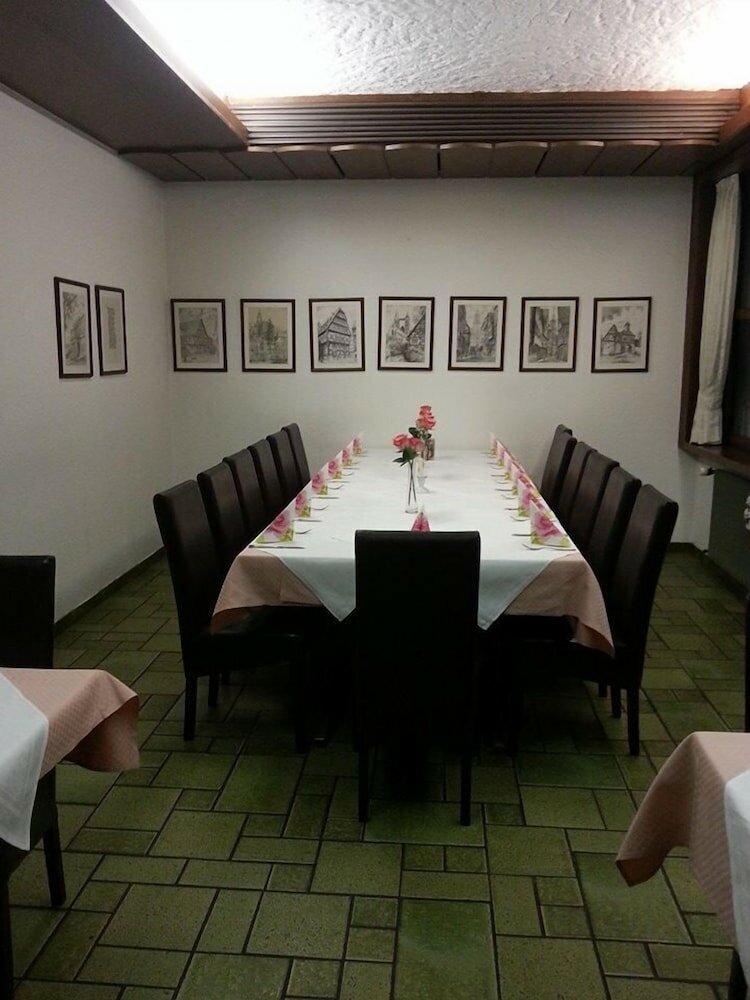 Фото Hotel Gasthof Ratstube