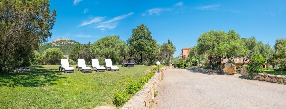 Фото Hotel Rocce Sarde