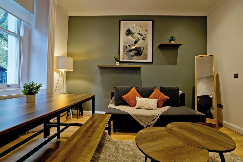 Фото Argyle Square Hotel