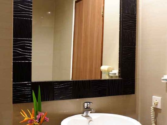 Фото Seminyak Paradiso Hotel