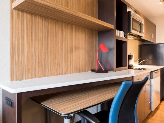 Фото TownePlace Suites by Marriott Edmonton South