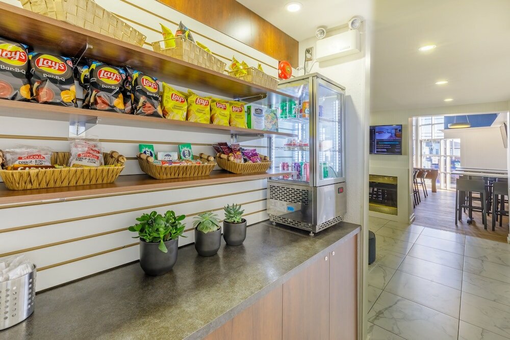 Фото Clarion Pointe Quebec Airport