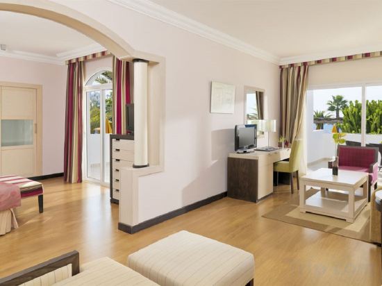 Фото H10 Timanfaya Palace