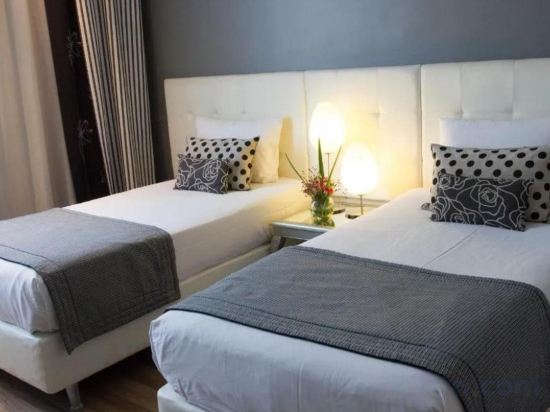 Фото Unique Executive Central