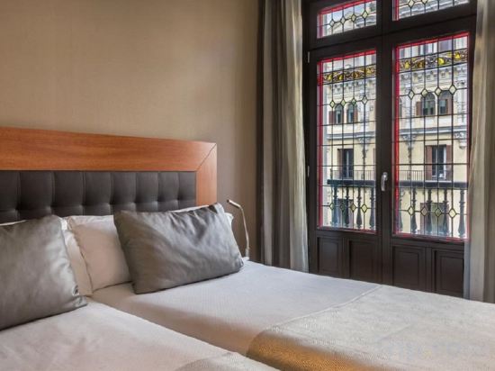 Фото Catalonia Gran Vía Madrid