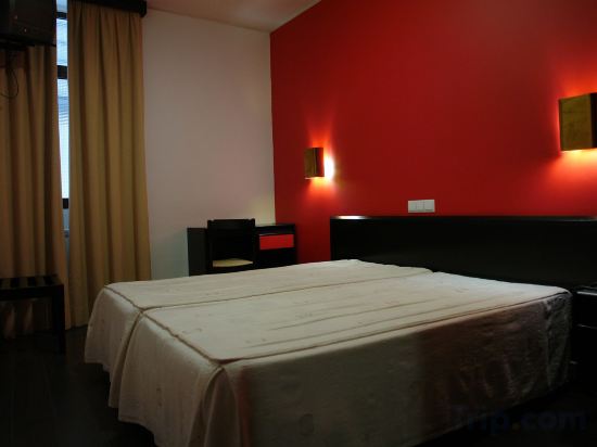 Фото Hotel Universal