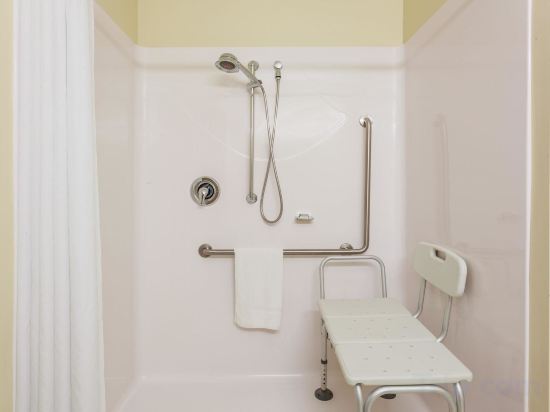 Фото Super 8 by Wyndham Campbellton NB