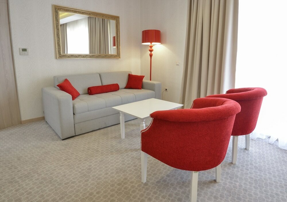 Фото Hotel Atina