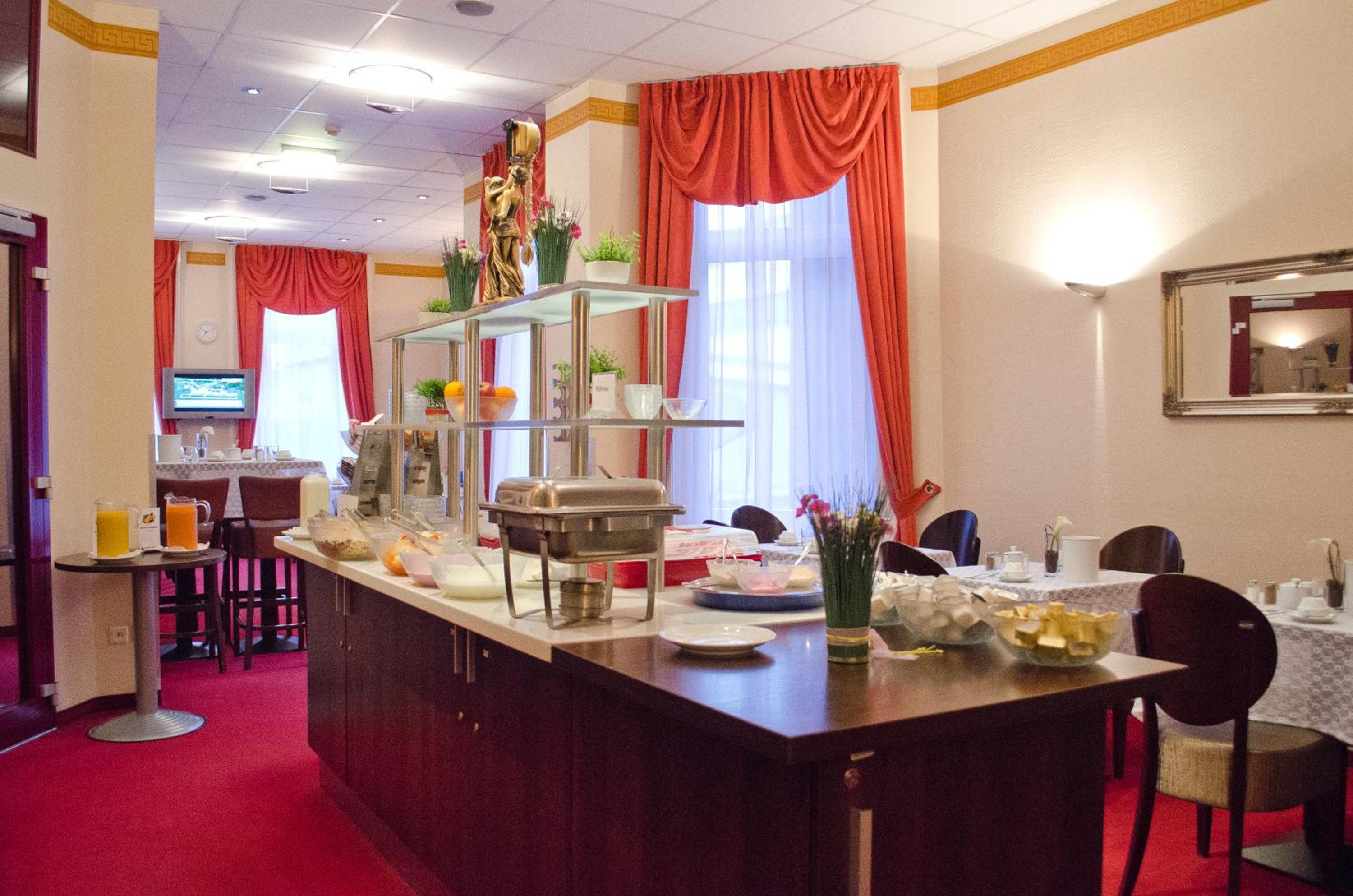 Фото Hotel Polo am Zob