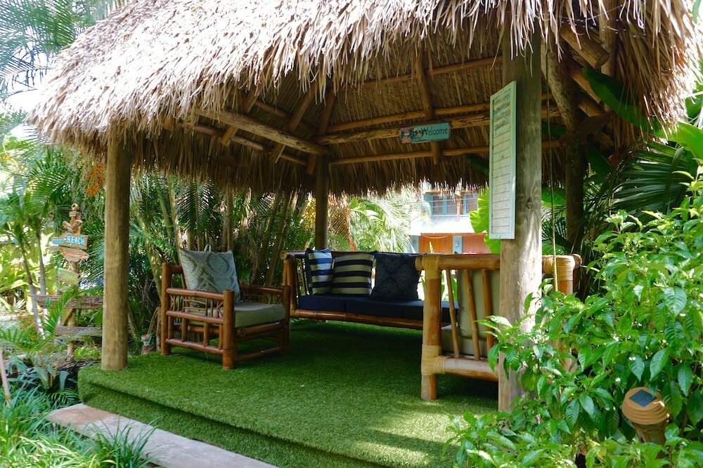 Фото Riverside Apartments by The Beach