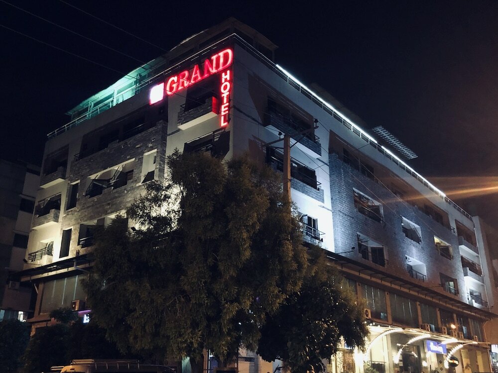 Фото Grand Islamabad Hotel