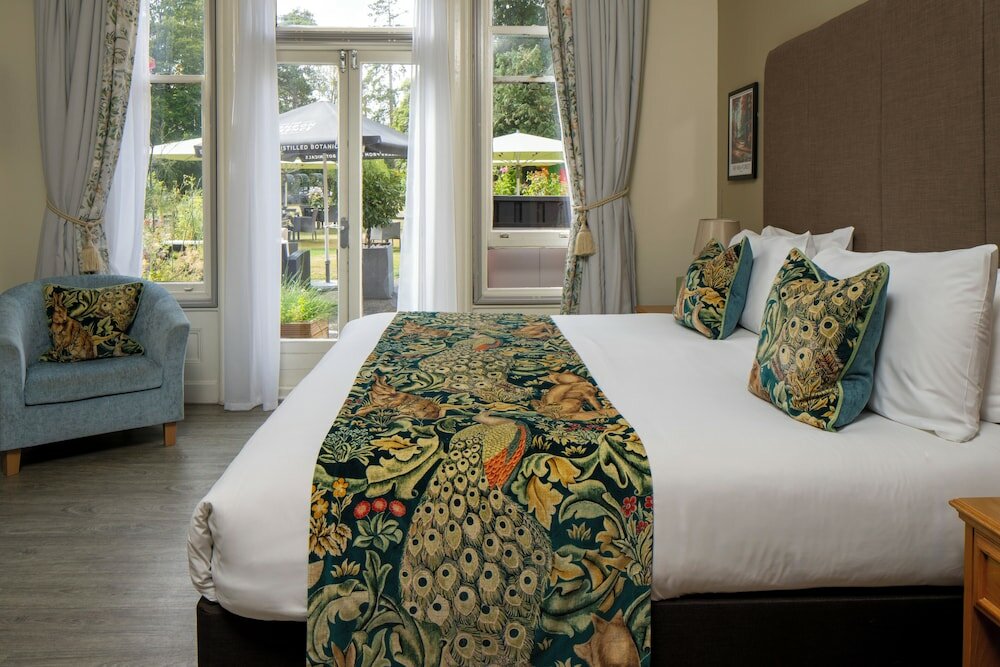 Фото Forest Park Country Hotel & Inn, Brockenhurst, New Forest