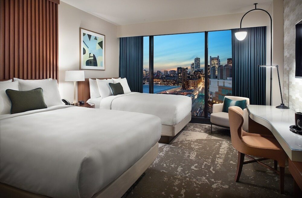 Фото Omni Boston Hotel at the Seaport