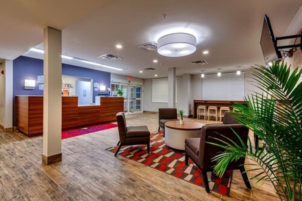 Фото Microtel Inn & Suites by Wyndham Niagara Falls