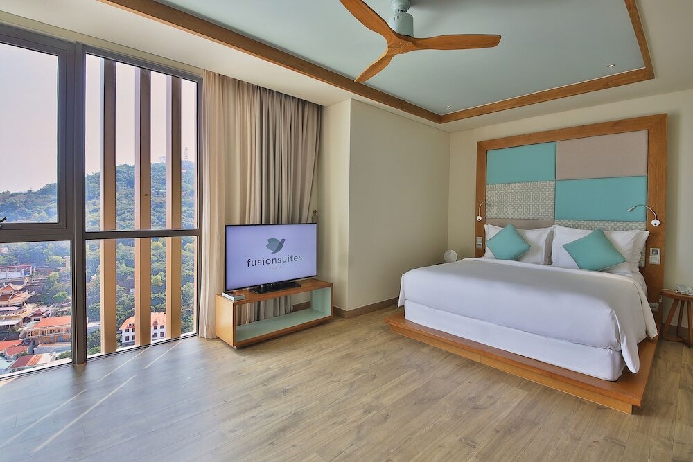 Фото Fusion Suites Vung Tau