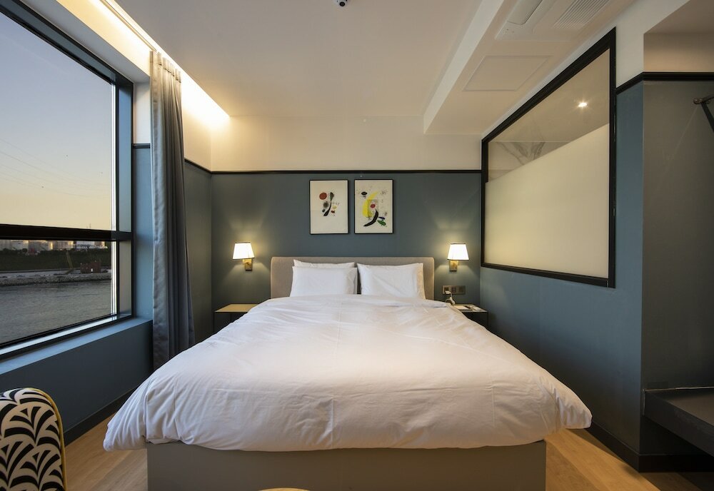 Фото Brown Dot Hotel - Jangsaengpo