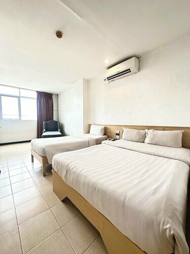 Внешний вид отеля Hotel Pier Cuatro в Себу, фото 2