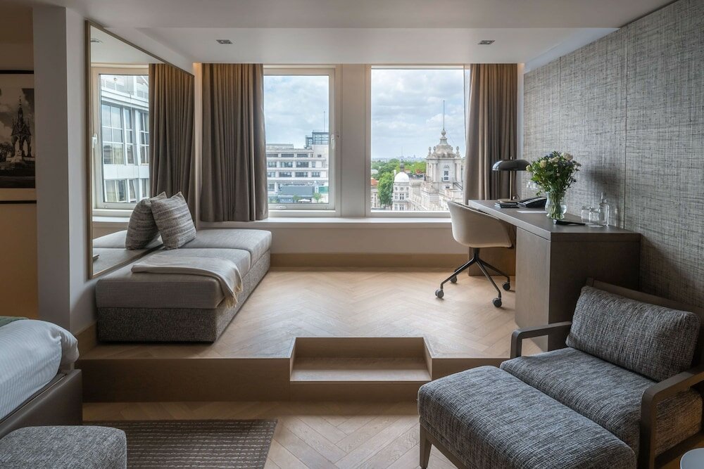 Фото Royal Garden Hotel
