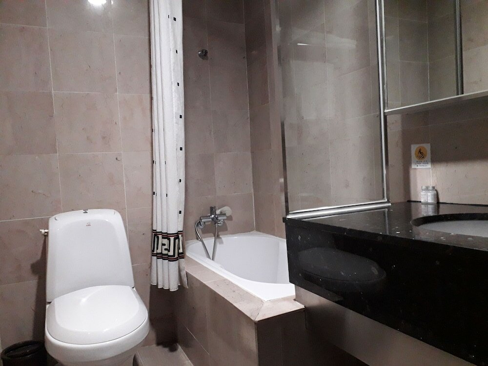 Фото Commodore Hotel Pohang