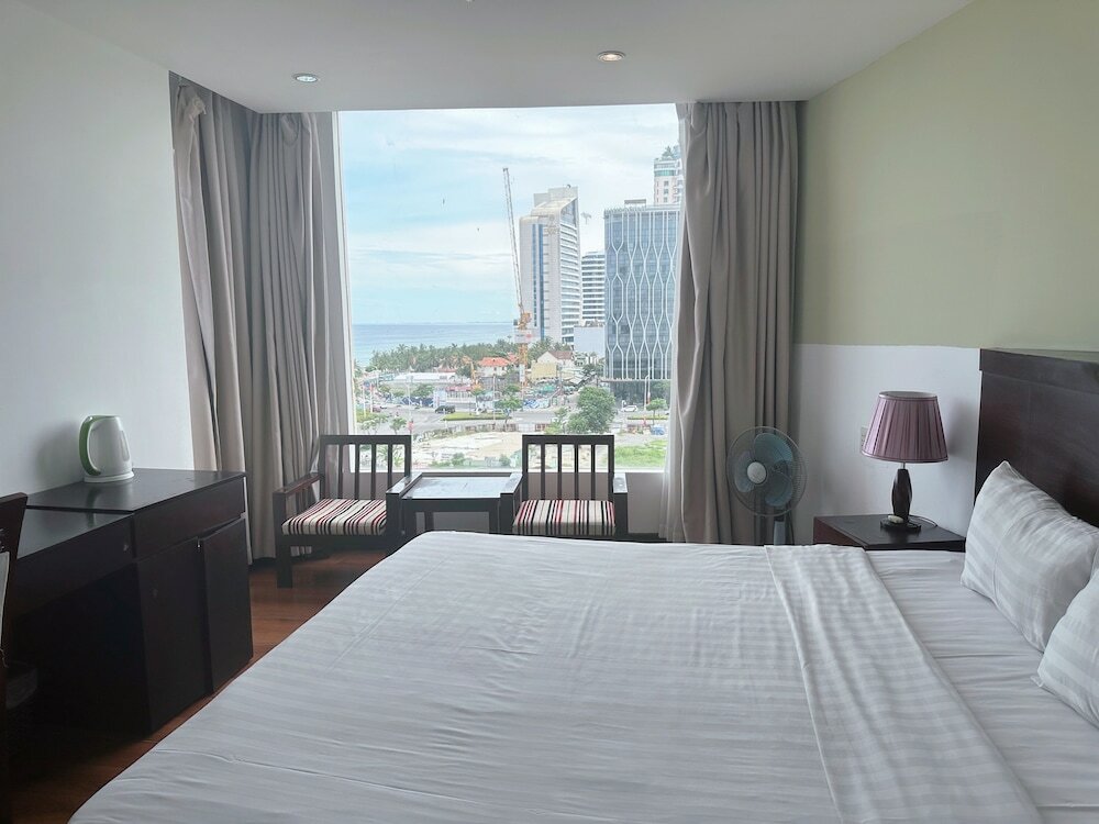 Фото Dragon Sea Hotel