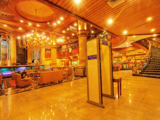 Фото Planet Holiday Hotel & Residence