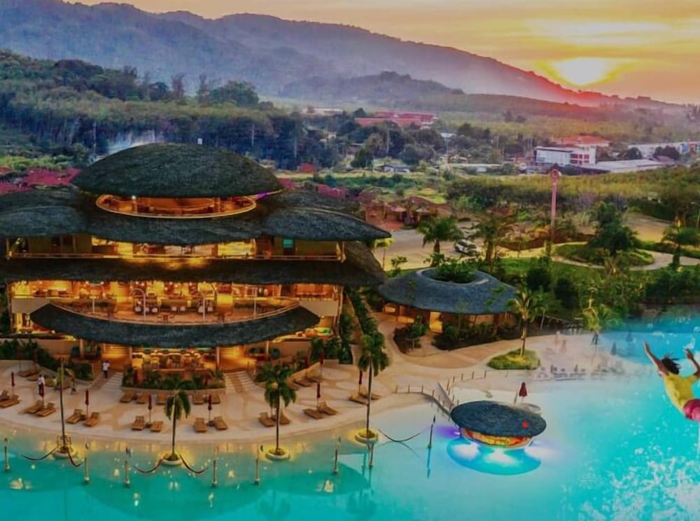 Фото Amora Beach Resort Phuket